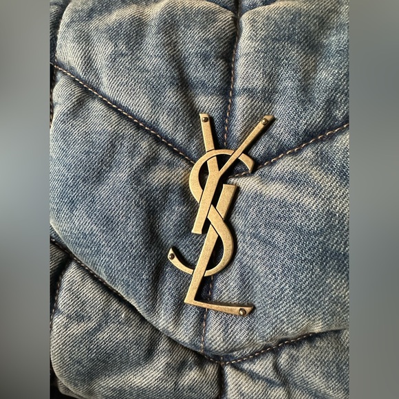 Saint Laurent Denim Quilted Medium Loulou Puffer - Picture 9 of 12